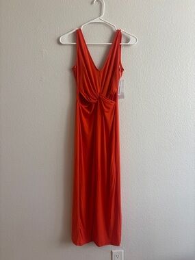 NWT Glamorous V-Neck Twist-Front Maxi Dress in Orange
